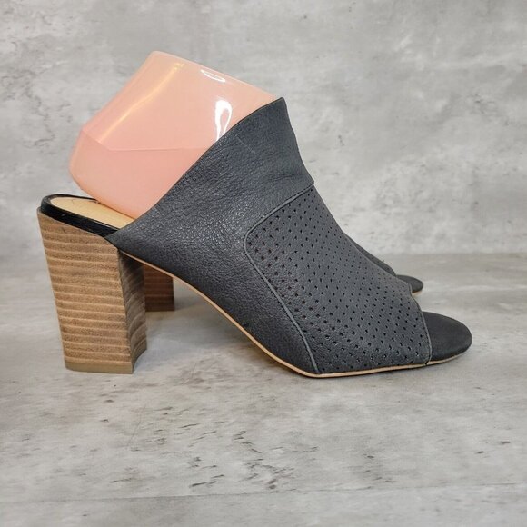 Adam Tucker Gray and Pink Mules - Picture 7 of 8